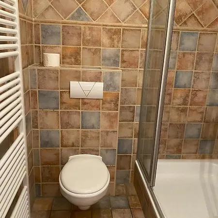 Vintage Koeln - Kostenlose Parkplaetze Hotell 3*