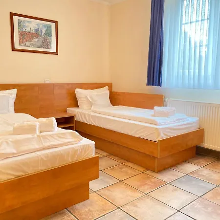 Vintage Koeln - Kostenlose Parkplaetze Hotel Pulheim