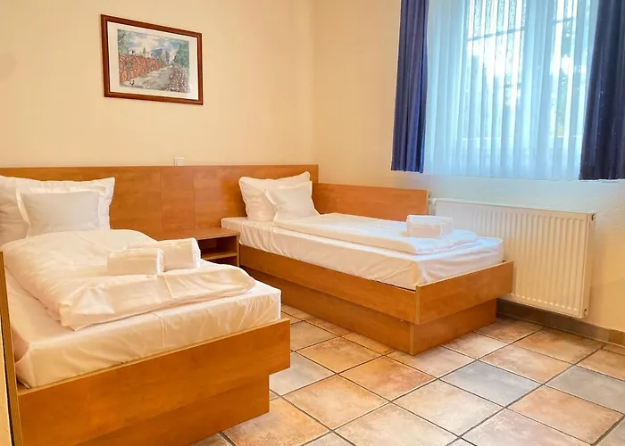 Vintage Koeln - Kostenlose Parkplaetze Szálloda Pulheim