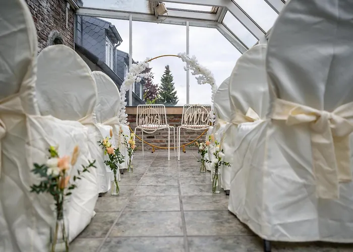 Vintage Koeln - Kostenlose Parkplaetze Szálloda 3*